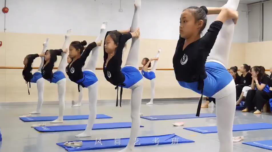 凤舞课堂：素质练习是做技巧动作必须具备的！
