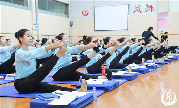 看待学习舞蹈的态度 多半就是孩子的态度