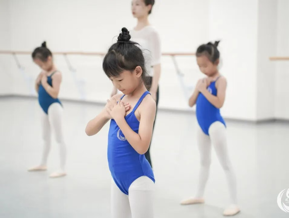 期中家访不慌,轻松搞定家长沟通!(图1) a119880e-8d74-435f-a1ca-b479a292f2f4.png